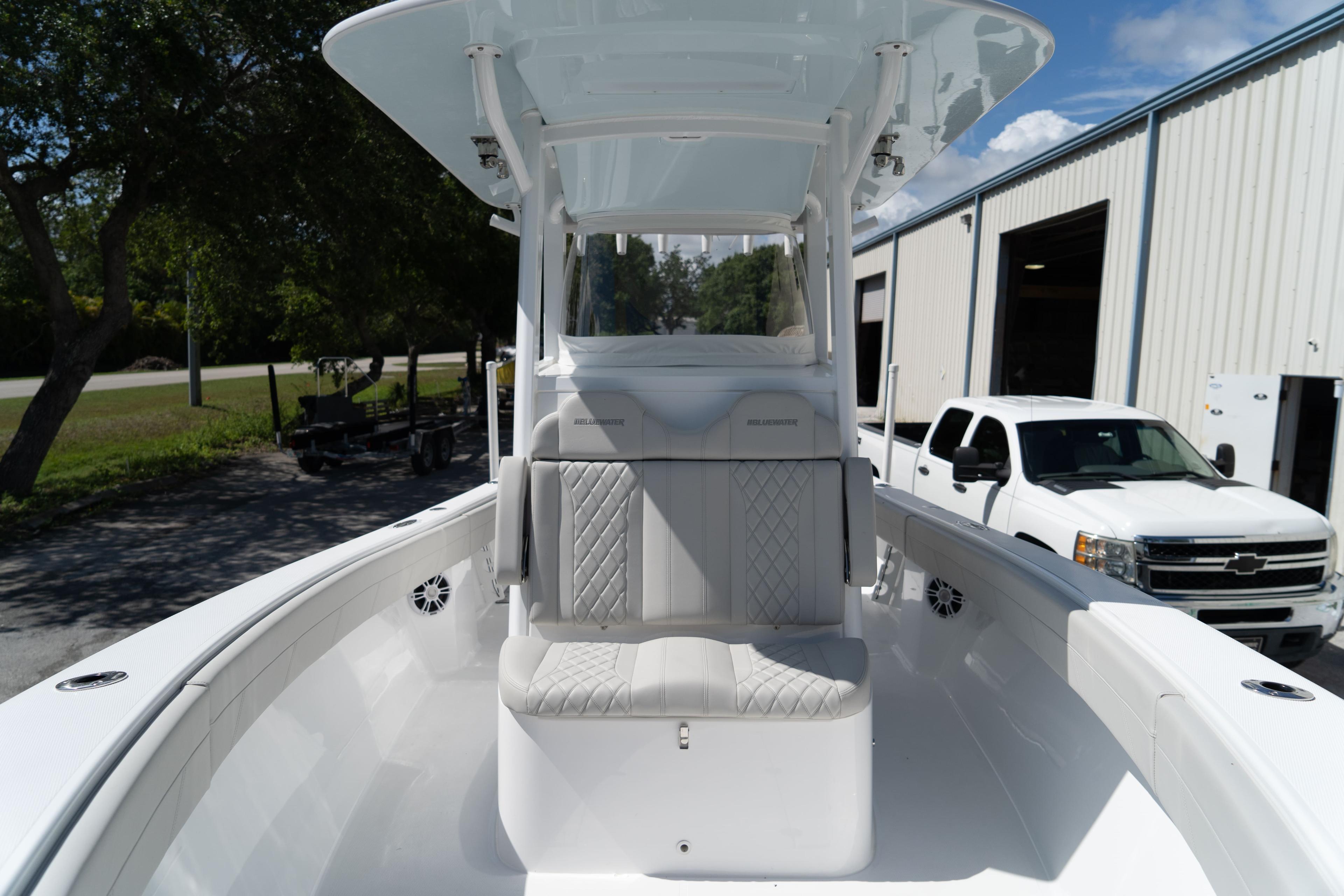 Bluewater 25T console