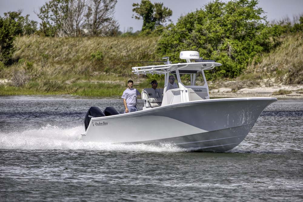 Onslow Bay 27 at speed